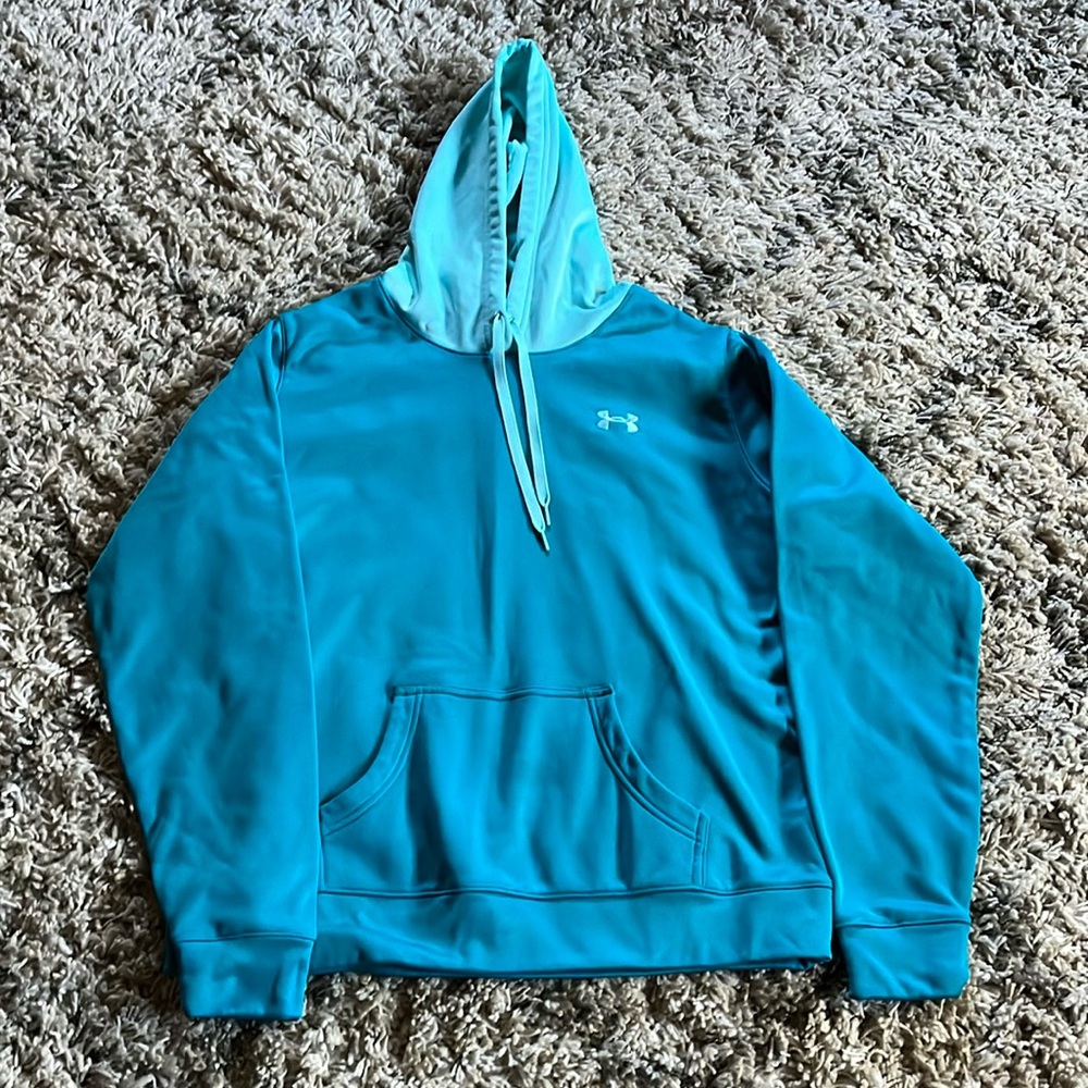Under Armour sweatshirt